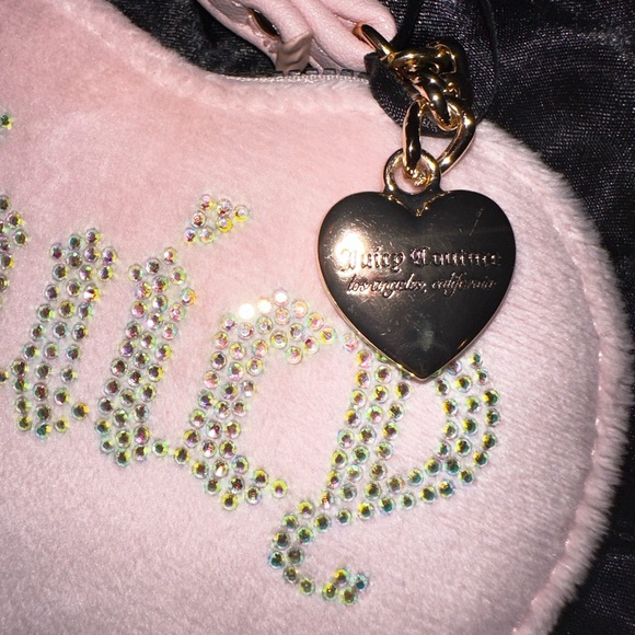 Juicy Couture light pink heart wristlet - Picture 3 of 3